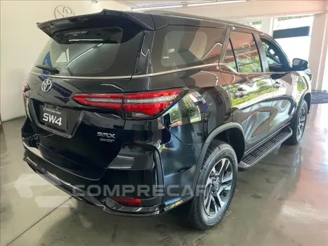 HILUX SW4 2.8 D-4d Turbo SRX Platinum 7L 4X4