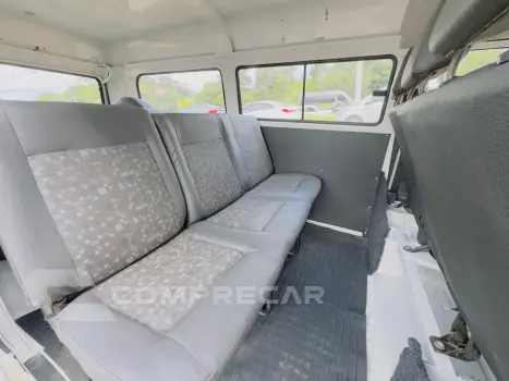 Kombi 1.4 FLEX STD 9 LUGARES