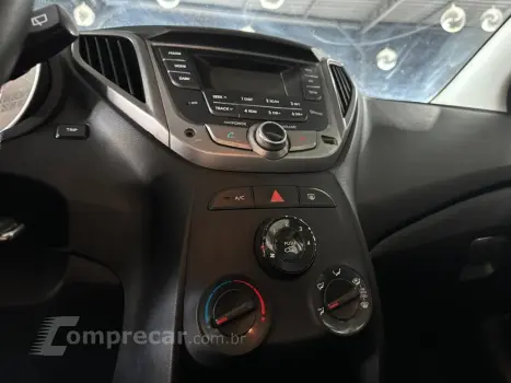 HB20 1.6 COMFORT PLUS 16V FLEX 4P MANUAL