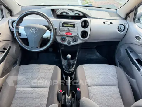 ETIOS XS Sedan1.5 Flex 16V 4p Mec.