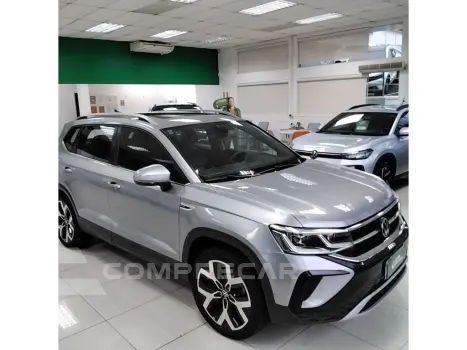 TAOS 1.4 250 TSI TOTAL FLEX HIGHLINE AUTOMÁTICO
