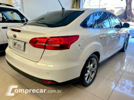 FOCUS 2.0 SE Fastback 16V