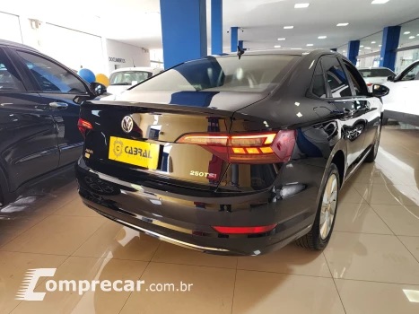JETTA Comfort. 250 TSI 1.4 Flex 16v Aut.