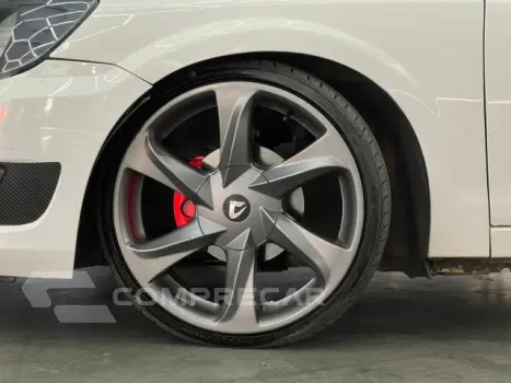 CELTA - 1.0 MPFI LT 8V 4P MANUAL