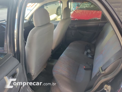 CELTA 1.0 MPFI Life 8V