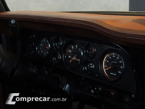 F-1000 3.9 Super Serie 4X2 CS 8V Turbo
