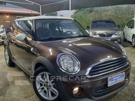 One 1.6 16V Gasolina 2P Manual