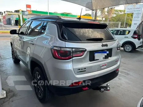 COMPASS 2.0 16V Trailhawk 4X4