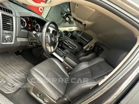 1500 5.7 V8 Limited Night Edition CD 4X4