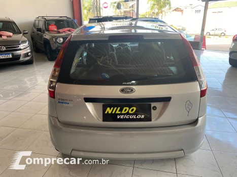 FIESTA 1.0 MPI Hatch 8V