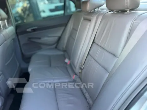 Civic Sedan LXS 1.8/1.8 Flex 16V Aut. 4p