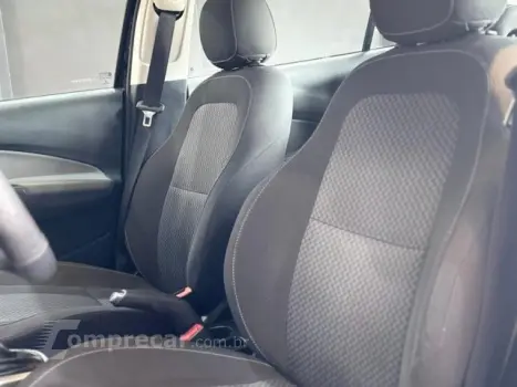 ONIX - 1.4 MPFI LT 8V 4P MANUAL