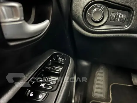 RENEGADE 1.3 T270 TURBO FLEX LONGITUDE AT6