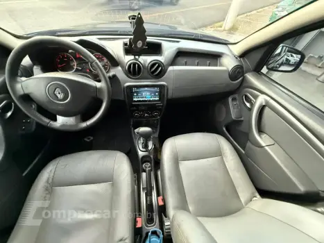 DUSTER TECHROAD 2.0 Hi-Flex 16V Aut.