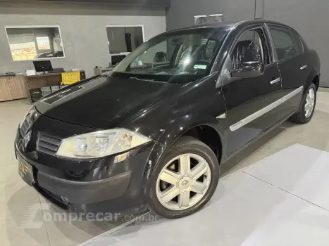 MEGANE 2.0 DYNAMIQUE SEDAN 16V GASOLINA 4P AUTOMÁTICO