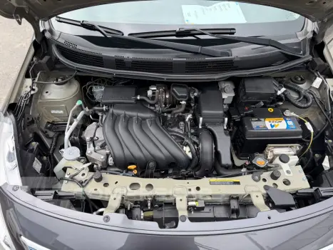 VERSA SL 1.6 16V FlexStart 4p Aut.