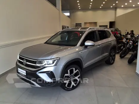 Volkswagen TAOS 1.4 250 TSI TOTAL FLEX HIGHLINE AUTOMÁTICO 4 portas