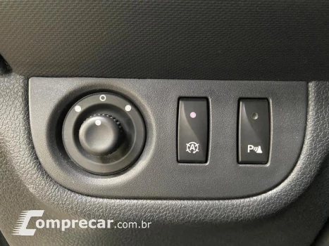 SANDERO 1.6 STEPWAY 16V FLEX 4P AUTOMATICO