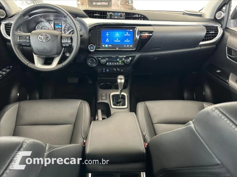 HILUX 2.8 D-4D TURBO DIESEL CD SRX PLUS 4X4 AUTOM
