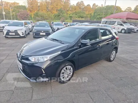 Toyota YARIS 1.5 16V FLEX XL MULTIDRIVE 4 portas