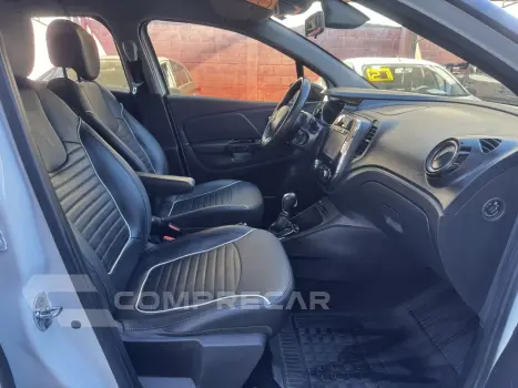 Captur 1.6 16V 4P FLEX SCE INTENSE X-TRONIC CVT