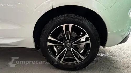 XC 60 T-5 MOMENTUM 2.0 254cv AWD 5p