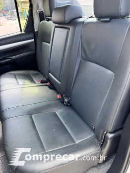 HILUX 2.8 D-4d Turbo CD SRX 4X4