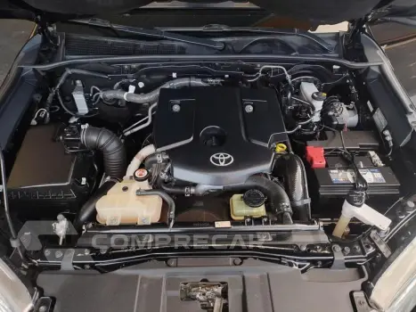 HILUX CD SRV 4X4 2.8 TDI DIESEL AUT.