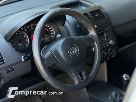 POLO SEDAN 1.6 MI 8V