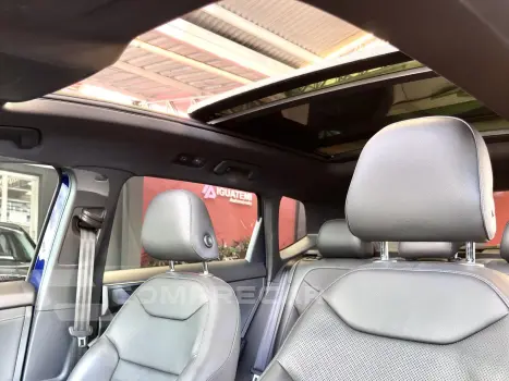 TAOS 1.4 250 TSI TOTAL FLEX HIGHLINE AUTOMÁTICO