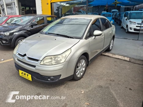 CITROEN C4 2.0 Exclusive Pallas 16V 4 portas