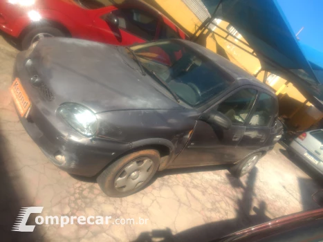 CORSA 1.6 MPFI Classic Sedan 8V