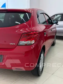 ONIX HATCH LS 1.0 8V FlexPower 5p Mec.