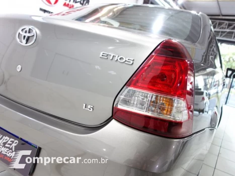 ETIOS SEDAN - 1.5 X PLUS SEDAN 16V 4P AUTOMÁTICO