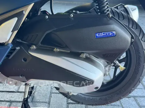 PCX 160 DLX ABS
