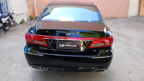 AZERA 3.3 MPFI GLS Sedan V6 24V