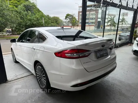 Fusion Titanium 2.0 145cv Aut. (Híbrido)