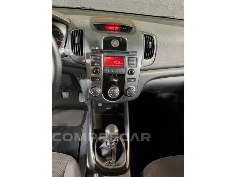 CERATO 1.6 EX3 SEDAN 16V GASOLINA 4P MANUAL
