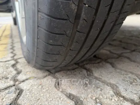 CIVIC - 1.8 LXS 16V 4P AUTOMÁTICO