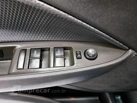 ONIX HATCH 1.0 12V TB FLEX