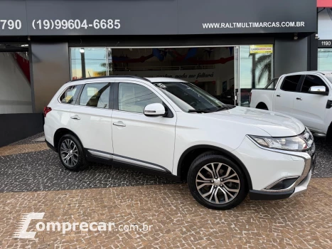 OUTLANDER 2.2 MIVEC DI-D DIESEL HPE-S AWD AUTOMÁTICO