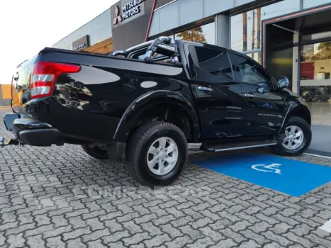 L200 TRITON 2.4 16V Turbo Sport HPE TOP CD 4X4