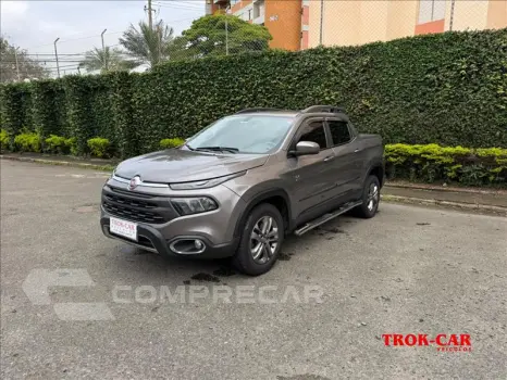TORO 2.0 16V Turbo Freedom 4WD