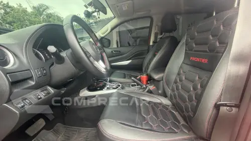 Frontier 2.3 ATTACK CABINE DUPLA 4X4 BI-TURBO DIESEL AUTOMÁT