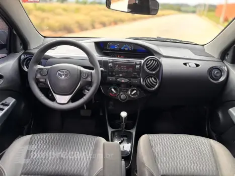 ETIOS 1.5 XS SEDAN 16V FLEX 4P AUTOMÁTICO