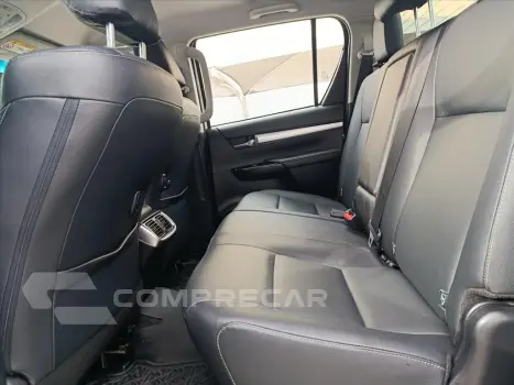HILUX 2.8 D-4D TURBO DIESEL CD SRV 4X4 AUTOMÁTICO