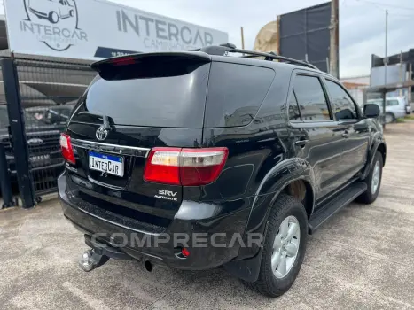 HILUX SW4 3.0 SRV 4X4 7 Lugares 16V Turbo Intercooler