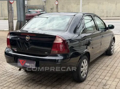 CORSA SEDAN - 1.4 MPFI PREMIUM SEDAN 8V 4P MANUAL