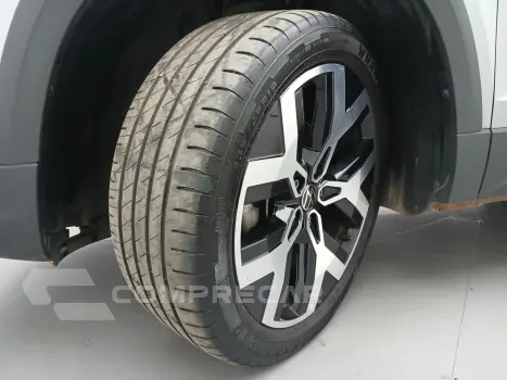 TAOS 1.4 250 TSI TOTAL FLEX HIGHLINE AUTOMÁTICO