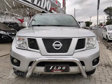 FRONTIER 2.5 LE 4X4 CD Turbo EL